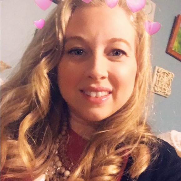 Meet your Posher, Jeanne - Picture 1 of 1